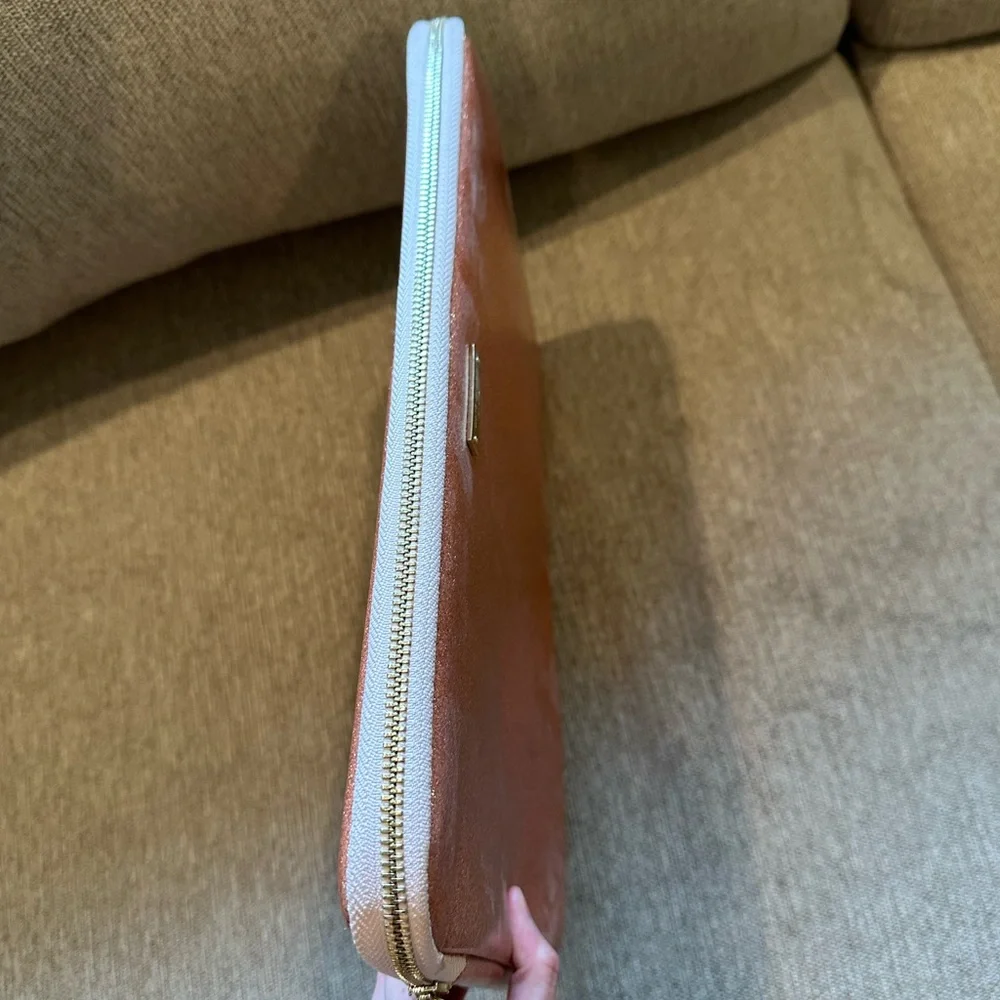 Gorgeous Sparkling Kate Spade Computer Case in Rose Gold💖 Excellent Condition!